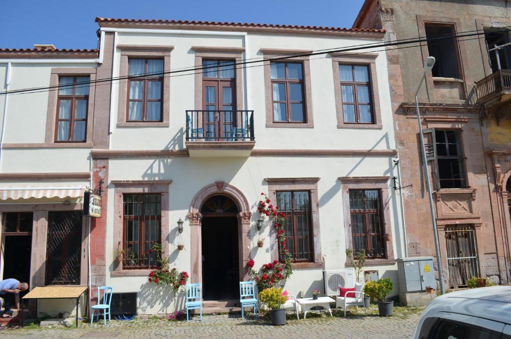 Eden Selene Hotel Ayvalik Exterior photo